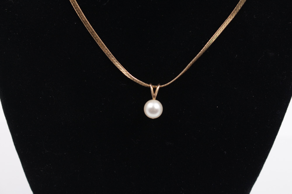 14K Yellow Gold Necklace With Cultured Pearl Slide Pendant