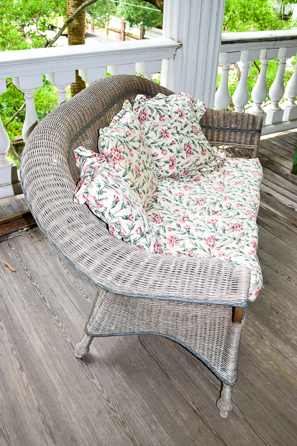 Patio Wicker Love Seat