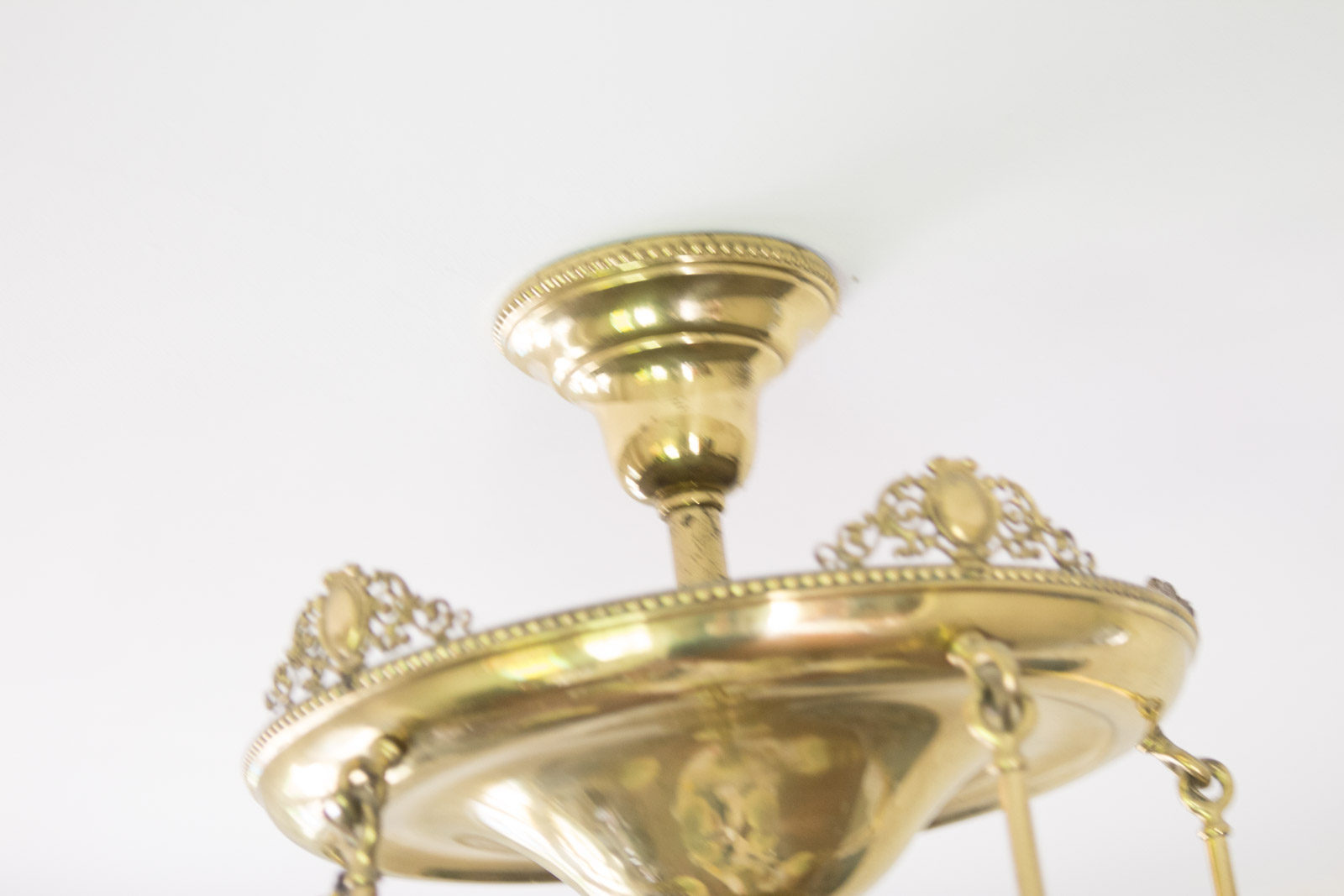 Antique Brass Chandelier with Quezal "Pulled Feather" Pattern Glass Shades