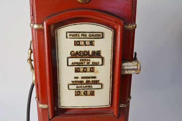 Vintage Style Gasoline Pump Theme CD Holder