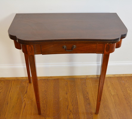 Vintage Hepplewhite Style Mahogany Game Table