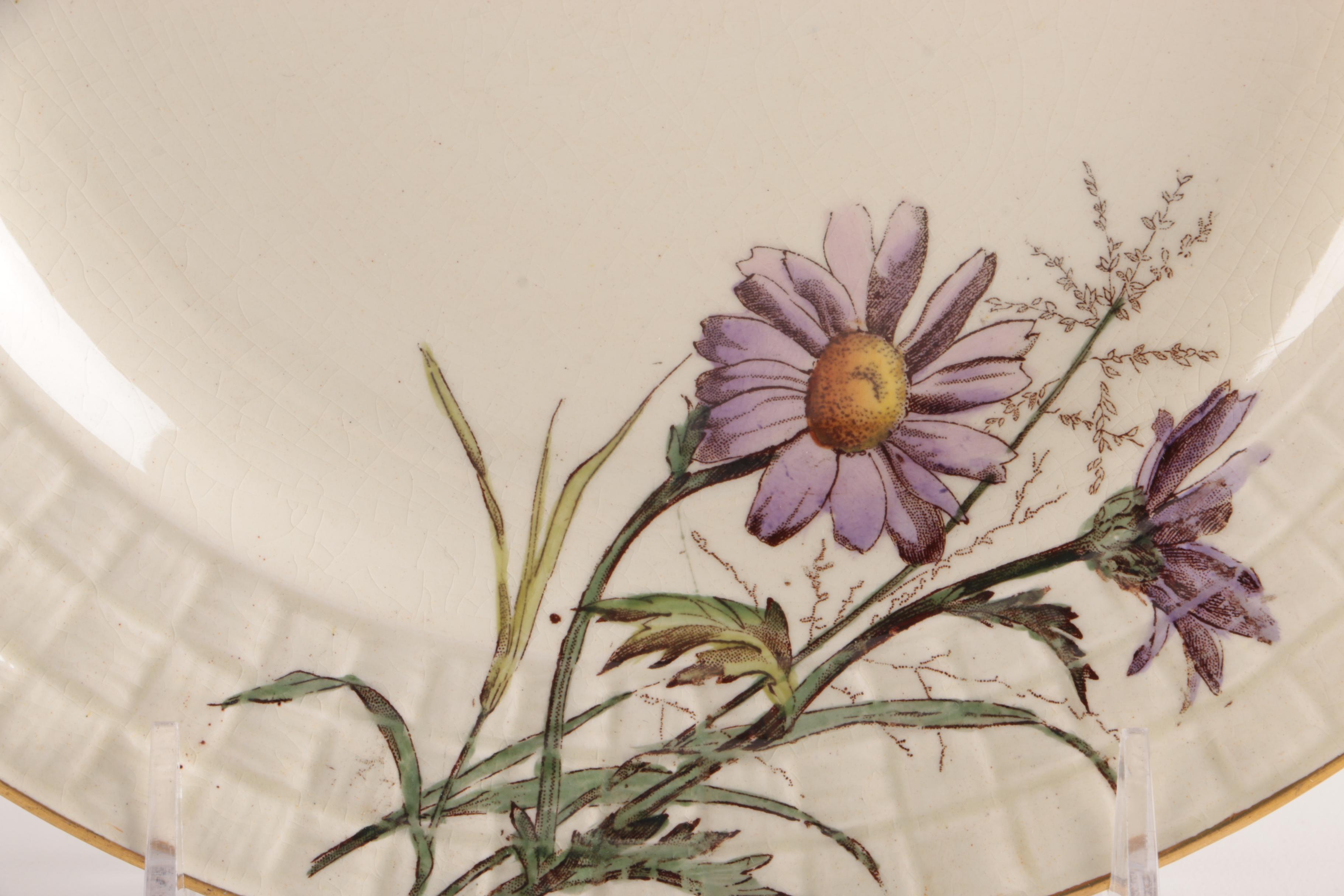 George Jones & Son Daisy With Bee Plates