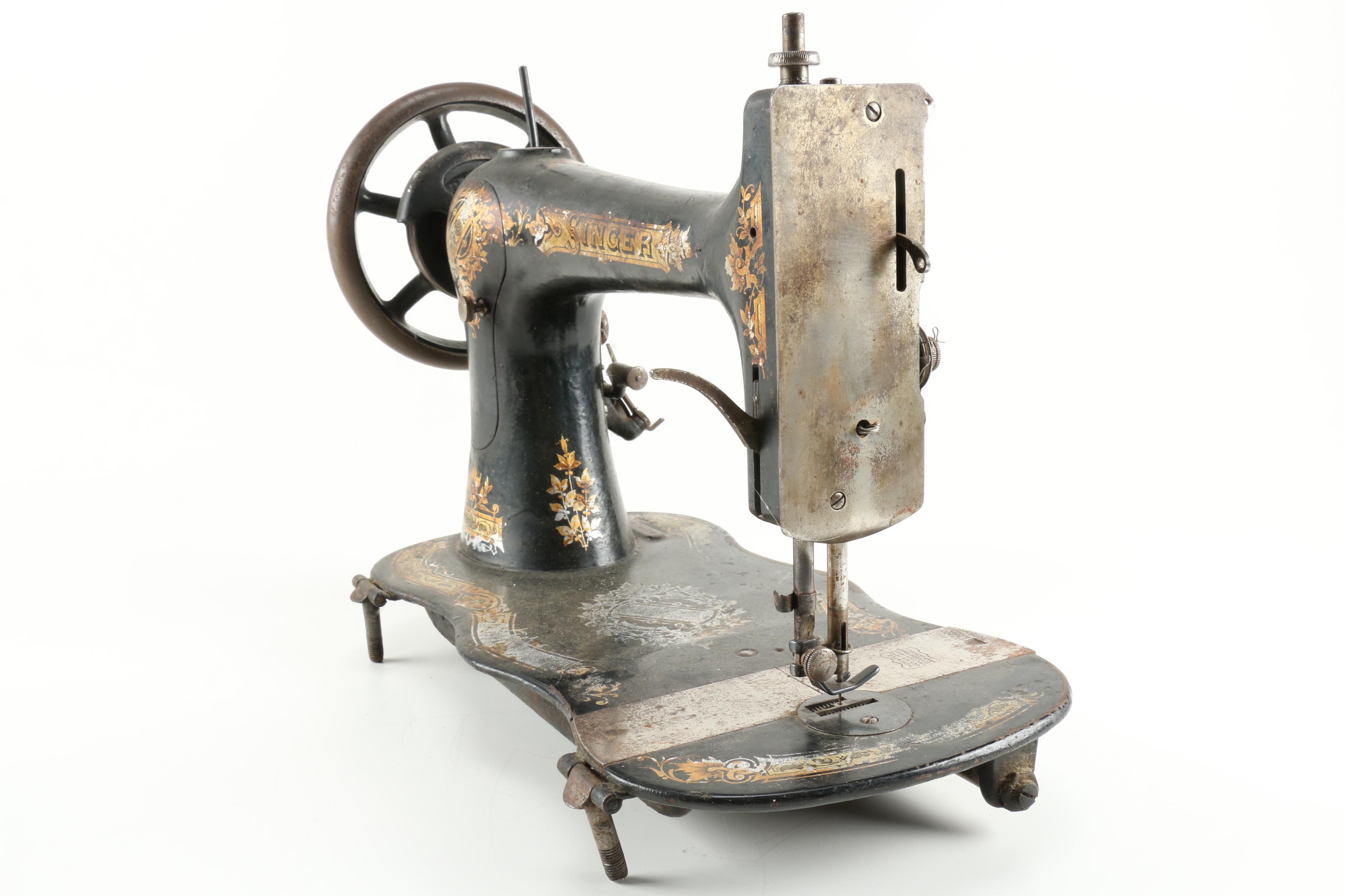 Vintage Class 127 Singer Sewing Machine