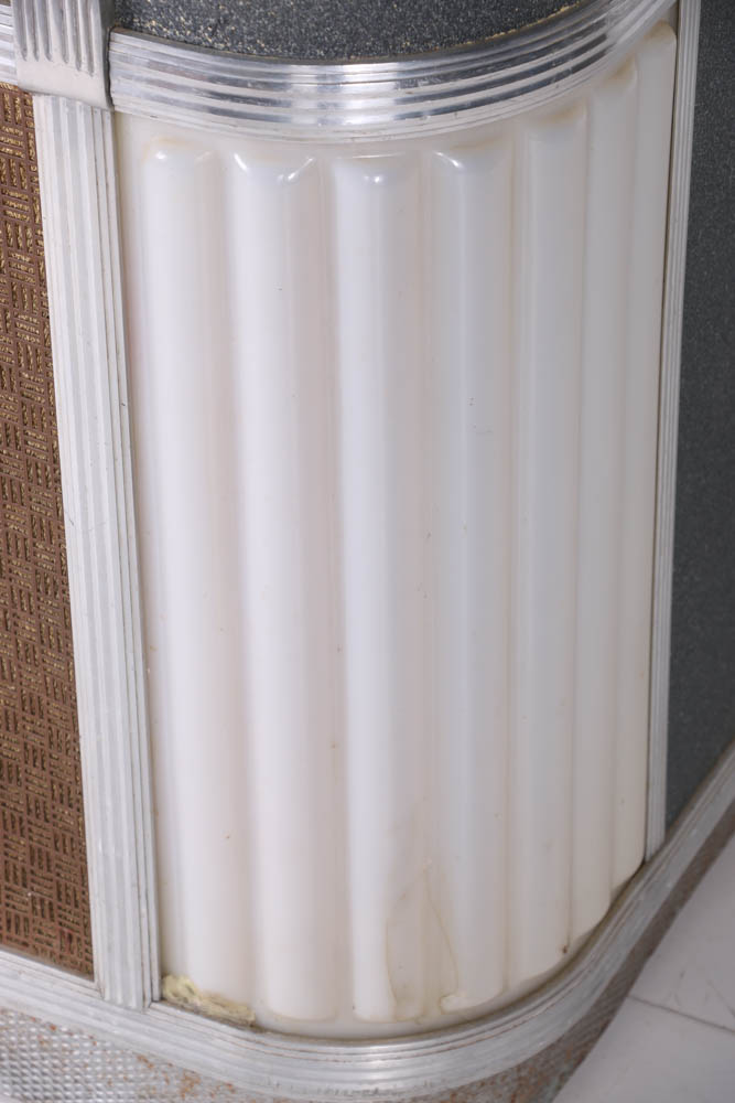 Vintage 1940s AMI Art Deco Jukebox