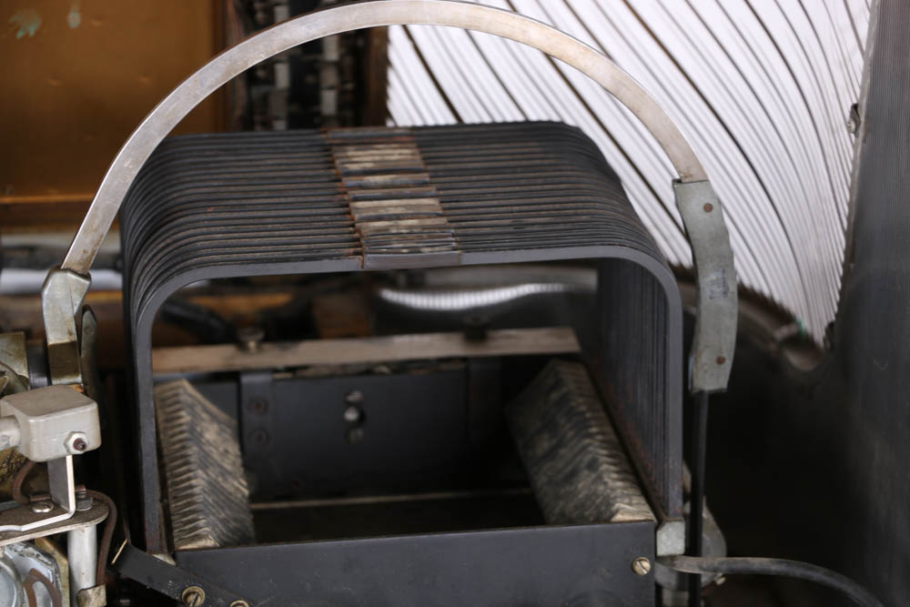 Vintage 1940s AMI Art Deco Jukebox