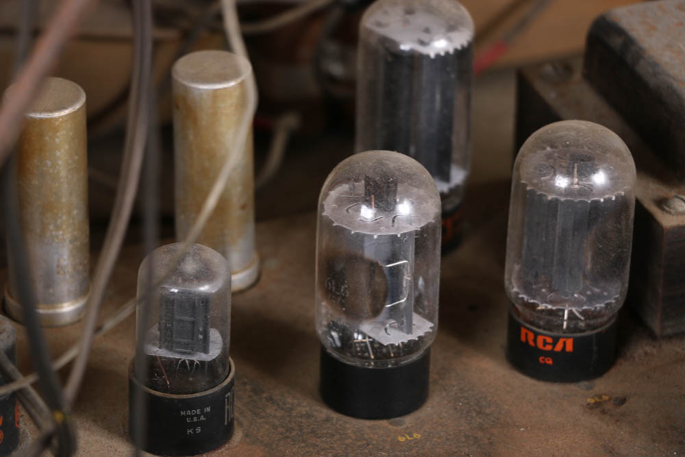 Vintage 1940s AMI Art Deco Jukebox