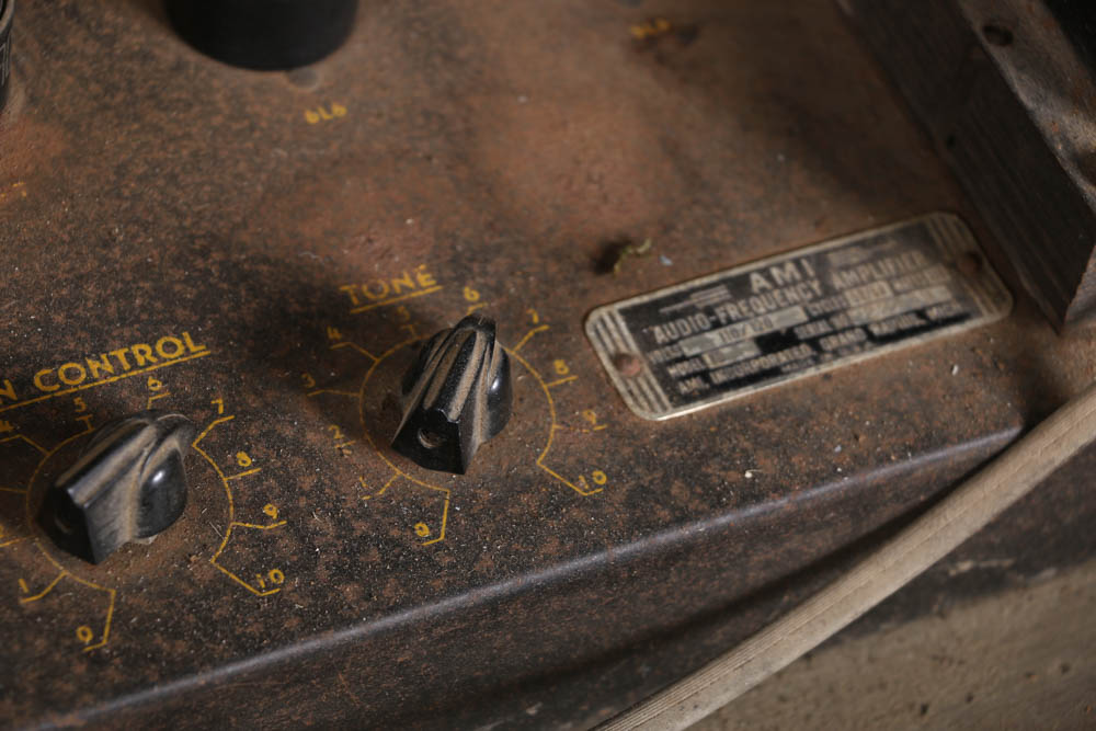 Vintage 1940s AMI Art Deco Jukebox