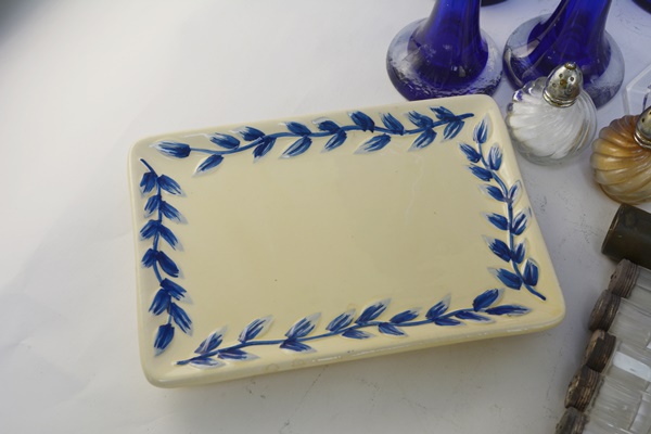 Entertaining Decor Collection