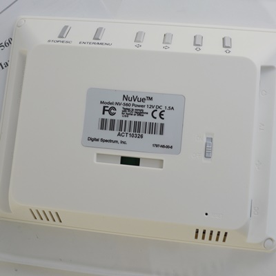 New NuVue 560 Digital Photo Player/PIcture Frame