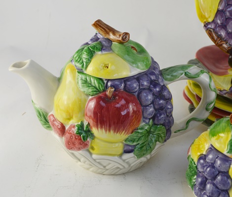 Otagiri "Fruit Basket" Tea Set