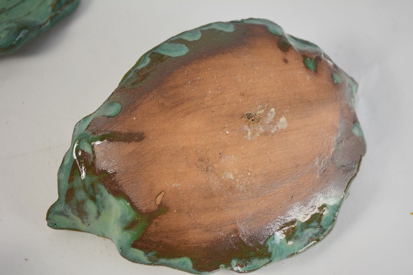 Chinese Ceramic Bowl and Two Pottery Leaves