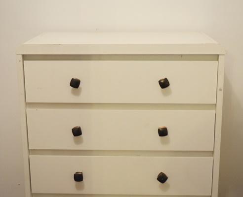 Child Craft Six Drawer Off-White Dresser