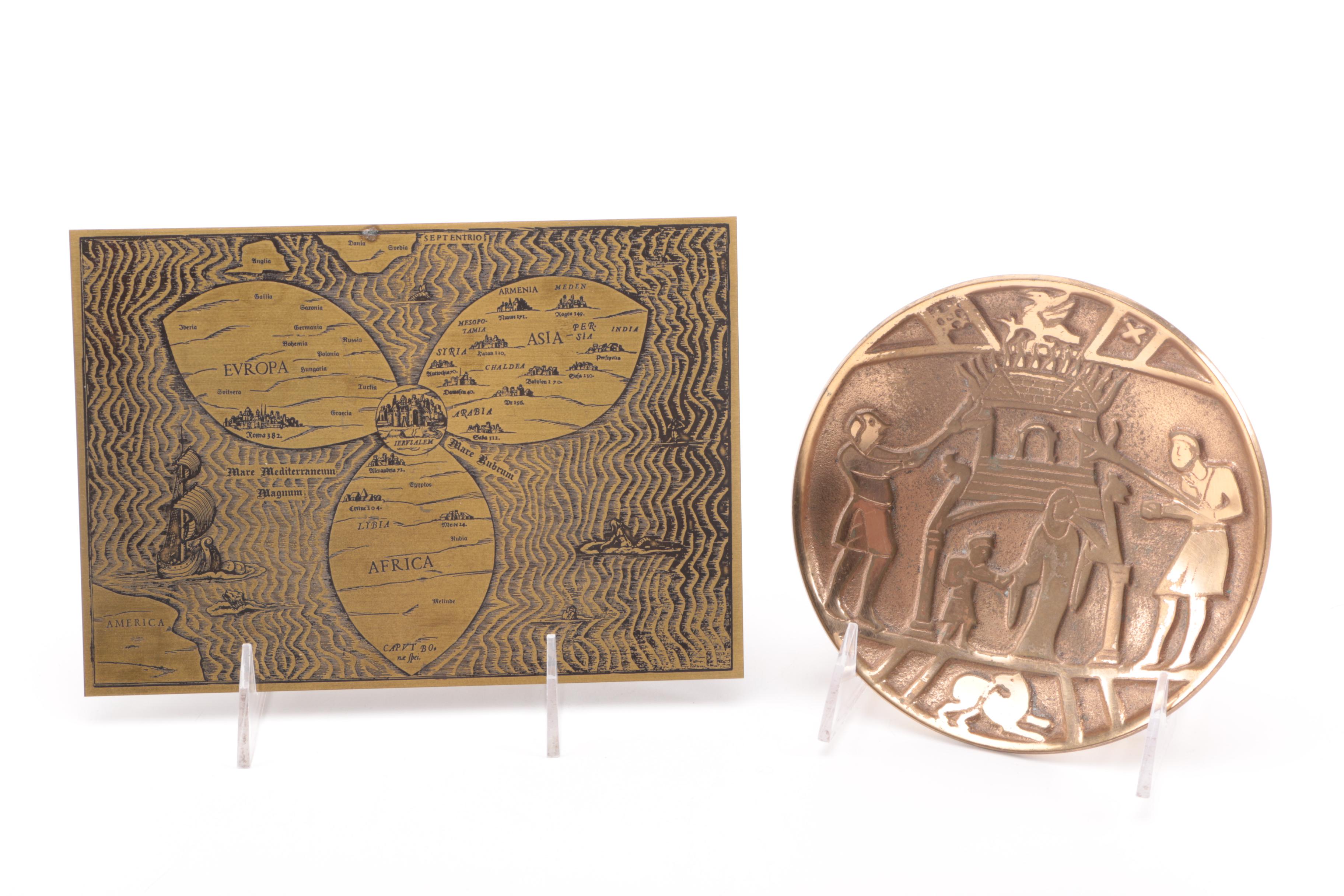 Decorative Arts With Glassware