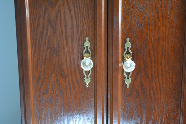 Queen Anne Influenced Jewelry Chest by Powell