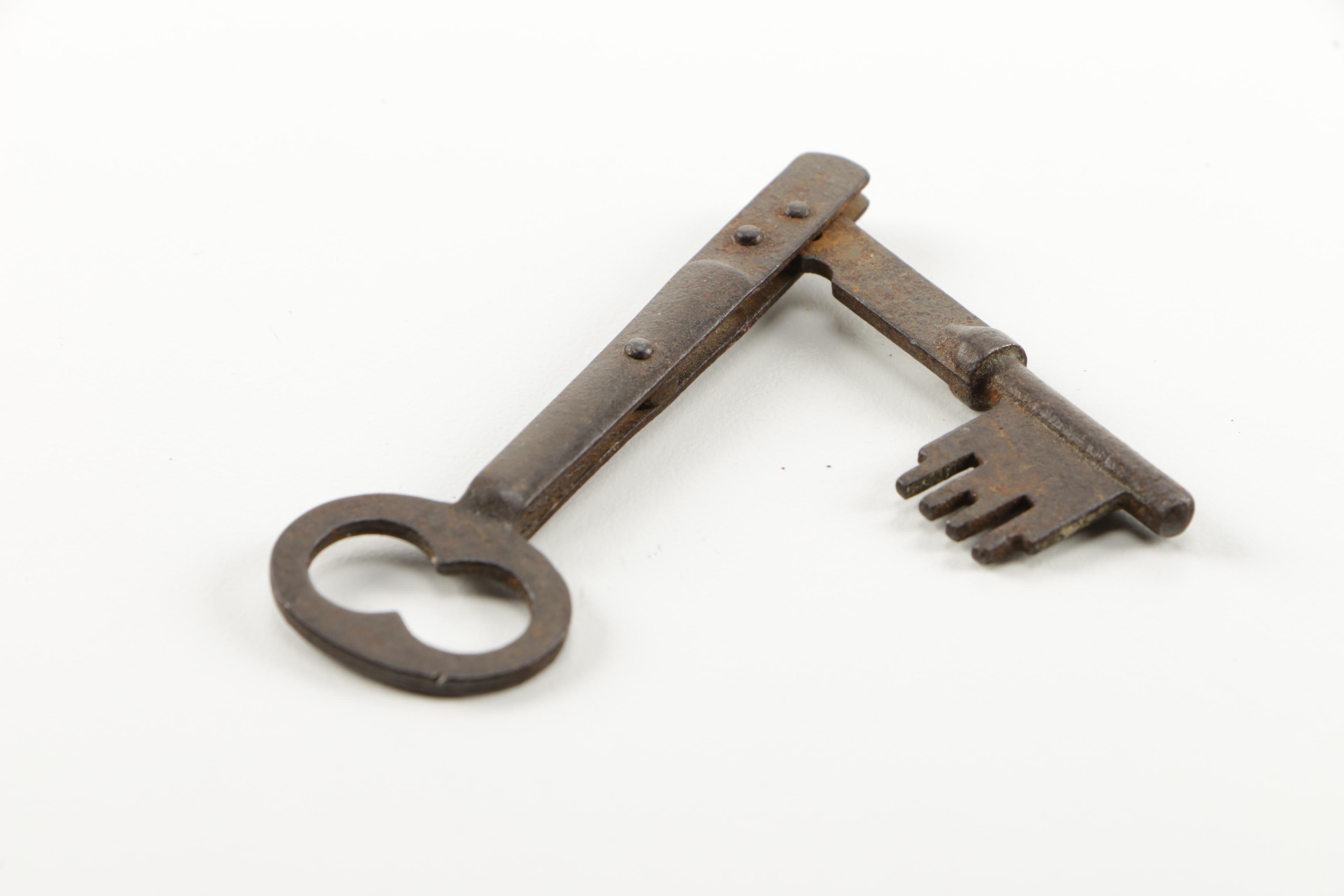 Vintage Cast Iron Figurines and Miniatures