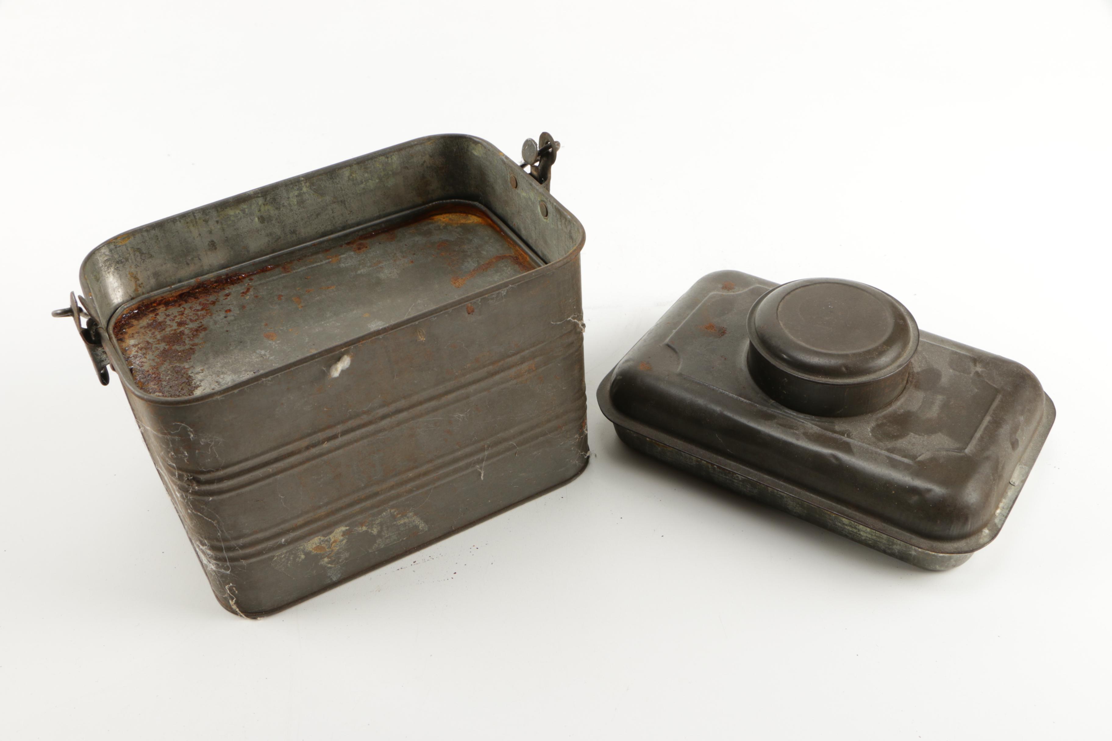 Vintage to Antique Miner's Lunch Pail