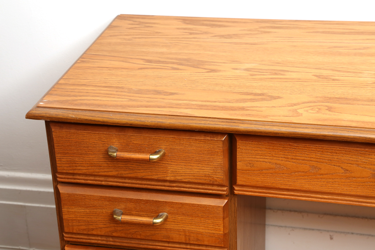 Oak Kneehole Desk by Riverside Furniture