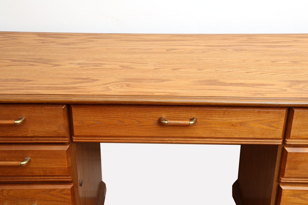 Oak Kneehole Desk by Riverside Furniture