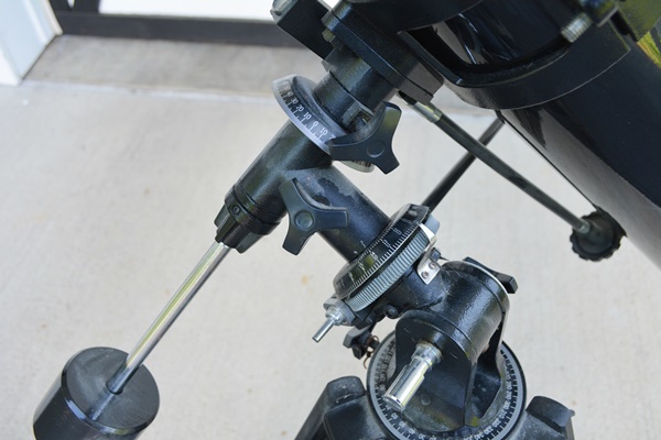 Meade Telescope Saturn, Model 114EQ