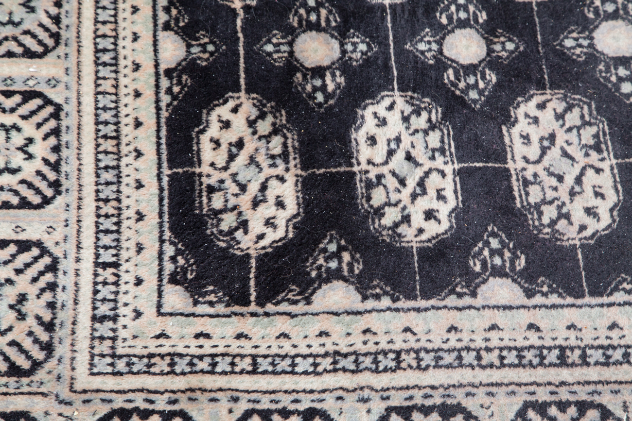 Room Sized Miraz Wool Area Rug