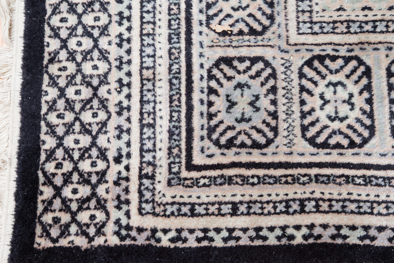 Room Sized Miraz Wool Area Rug