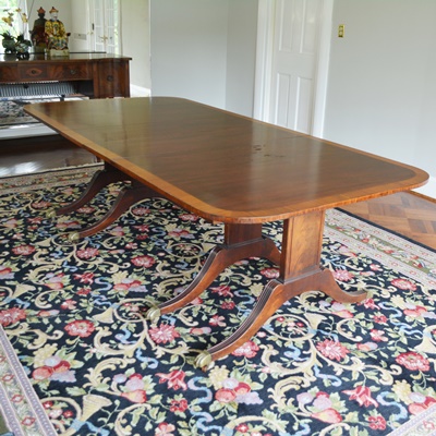 Vintage Duncan Phyfe Style Dining Room Table