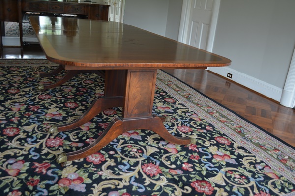 Vintage Duncan Phyfe Style Dining Room Table