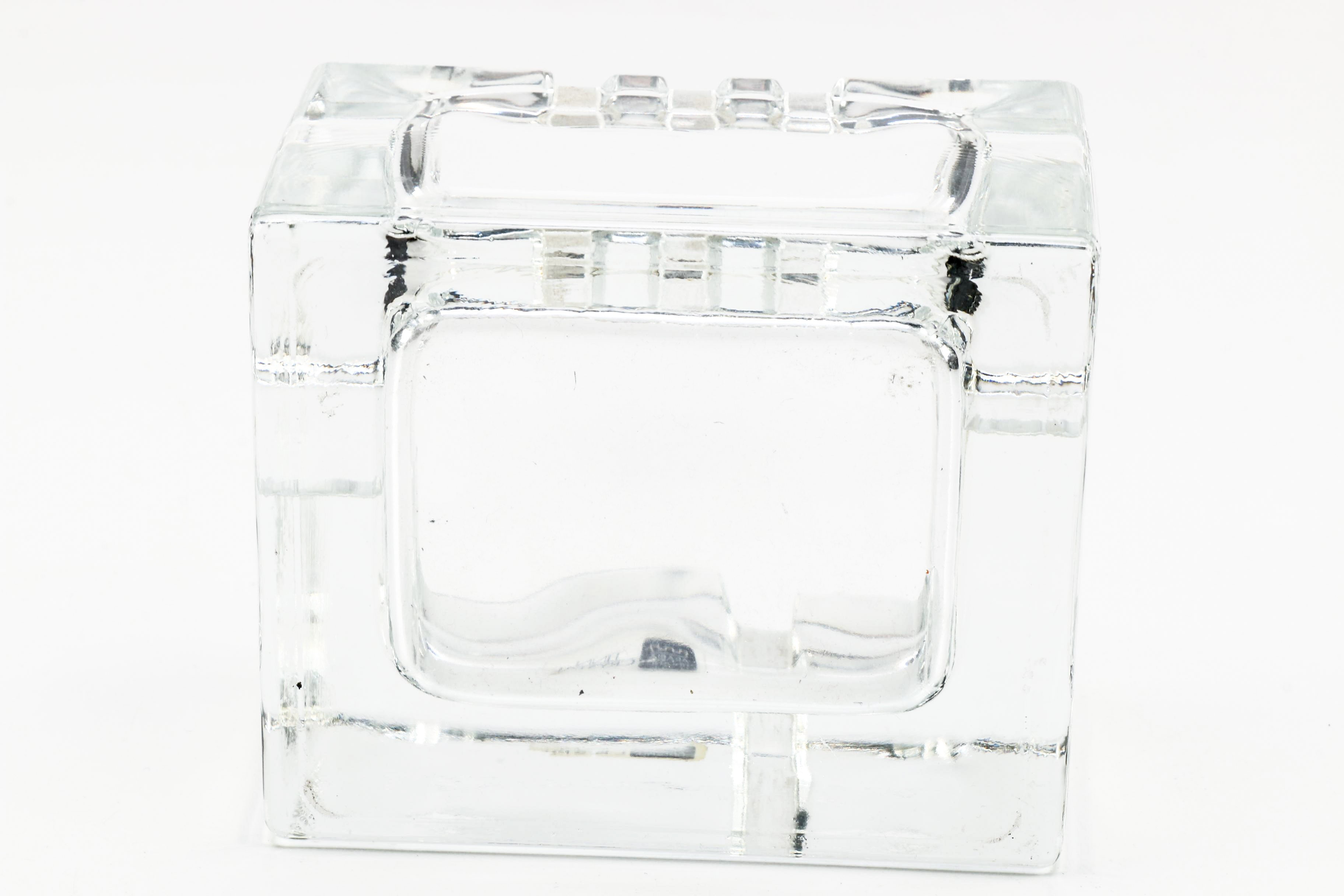 Crystal Art Glass Décor Featuring Steuben