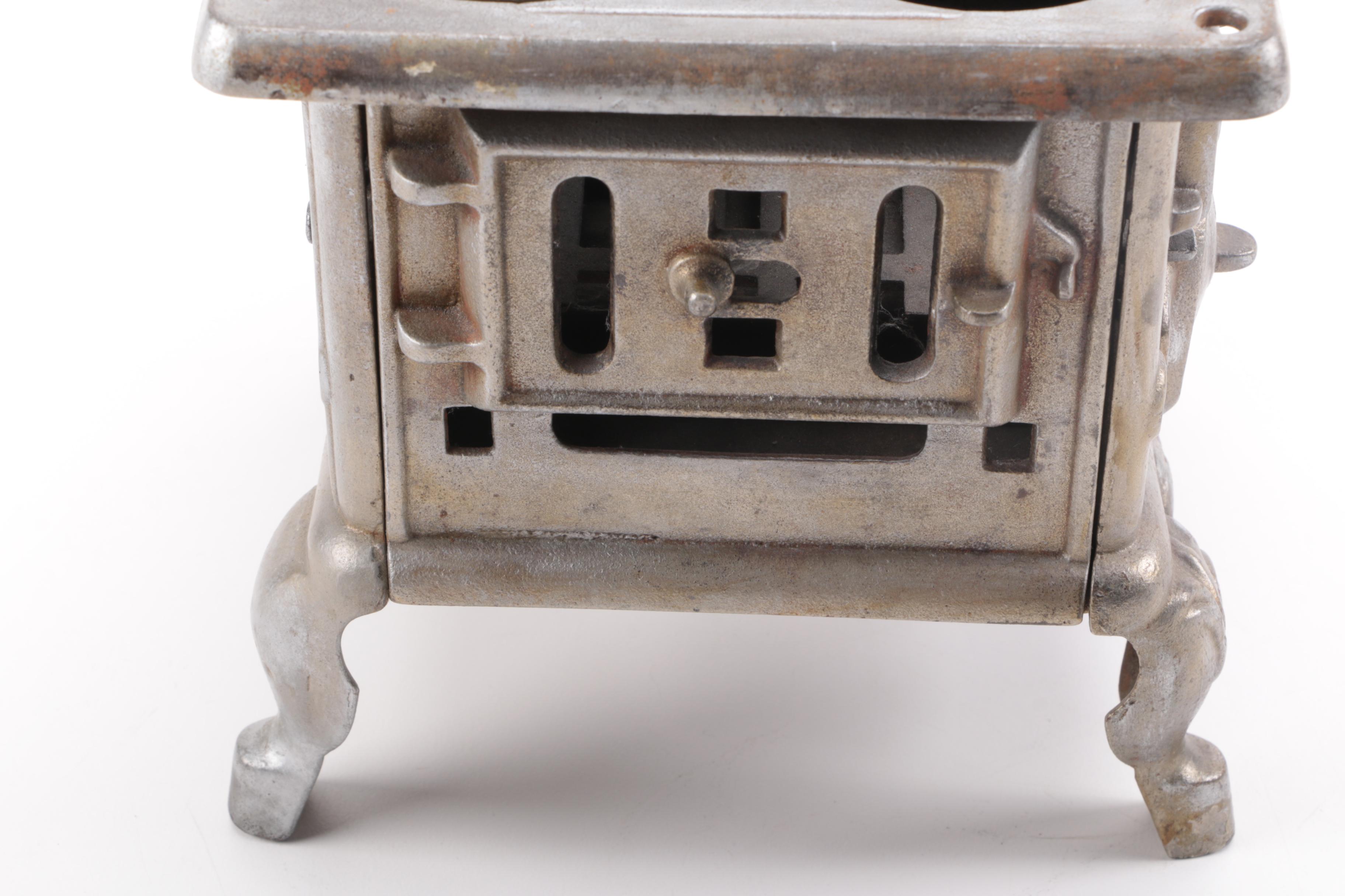 Vintage Salesman's Sample Perfection Cast Iron Stove