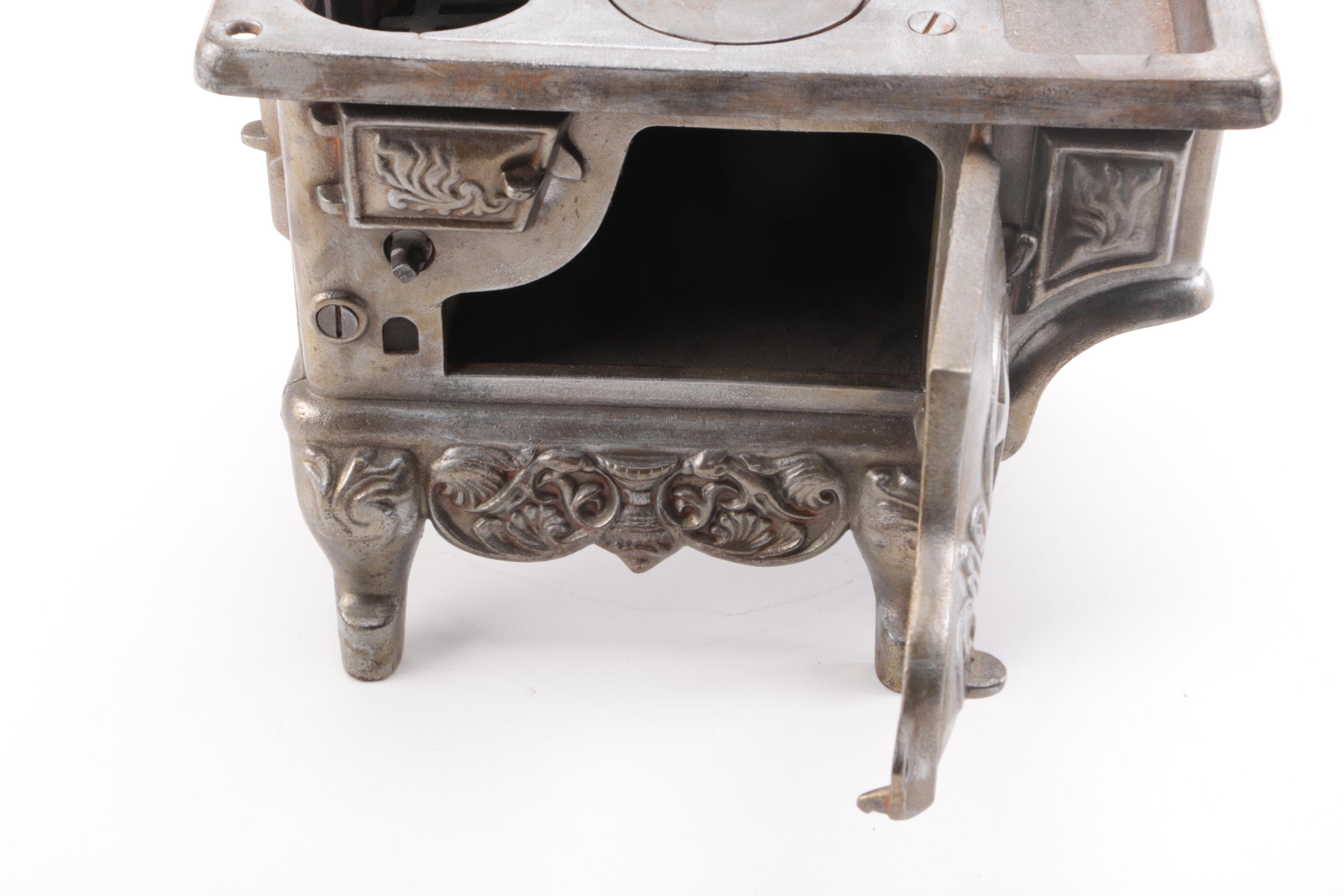 Vintage Salesman's Sample Perfection Cast Iron Stove