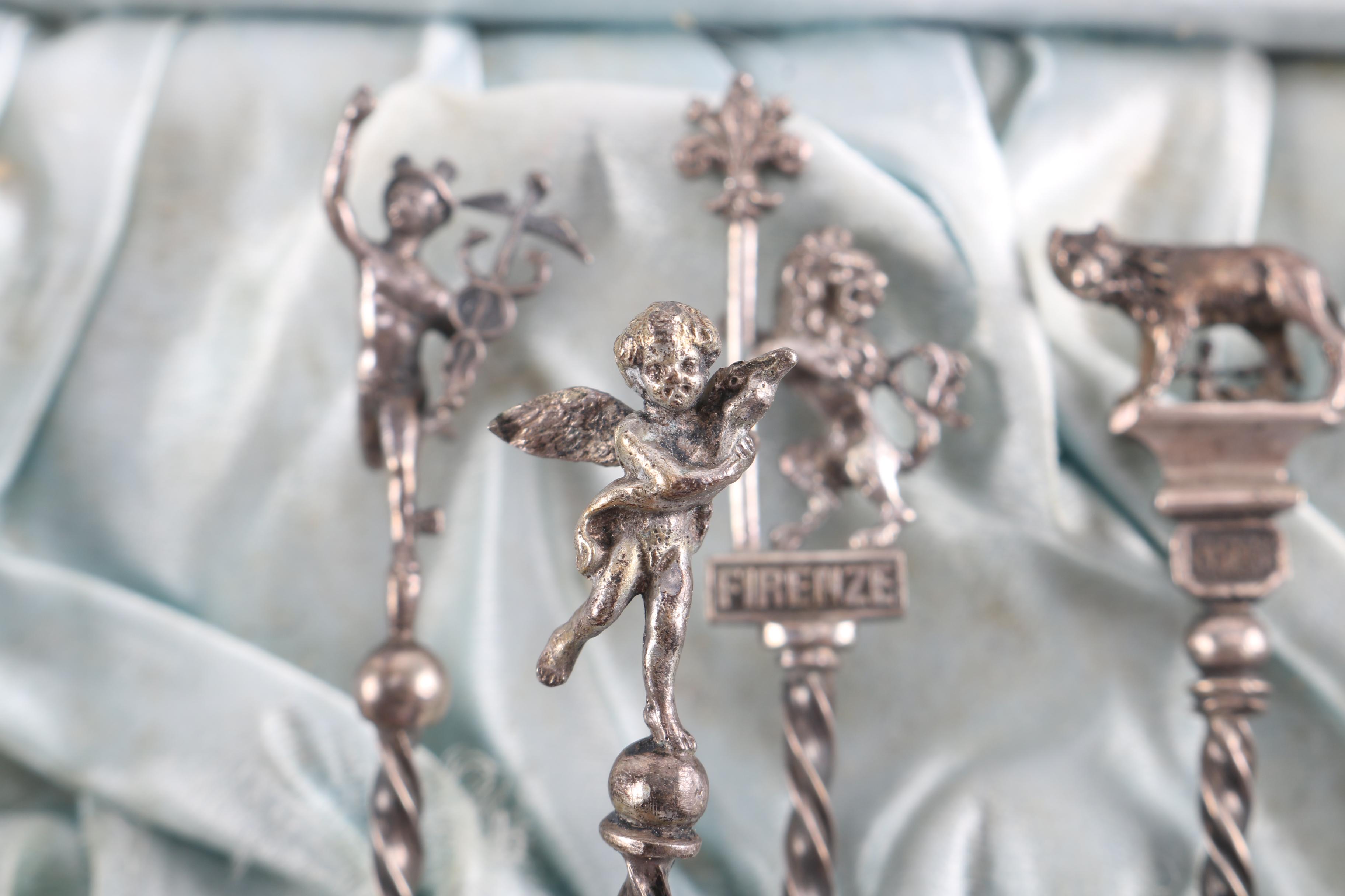 Italian 800 Silver Demitasse Spoons in a Presentation Case