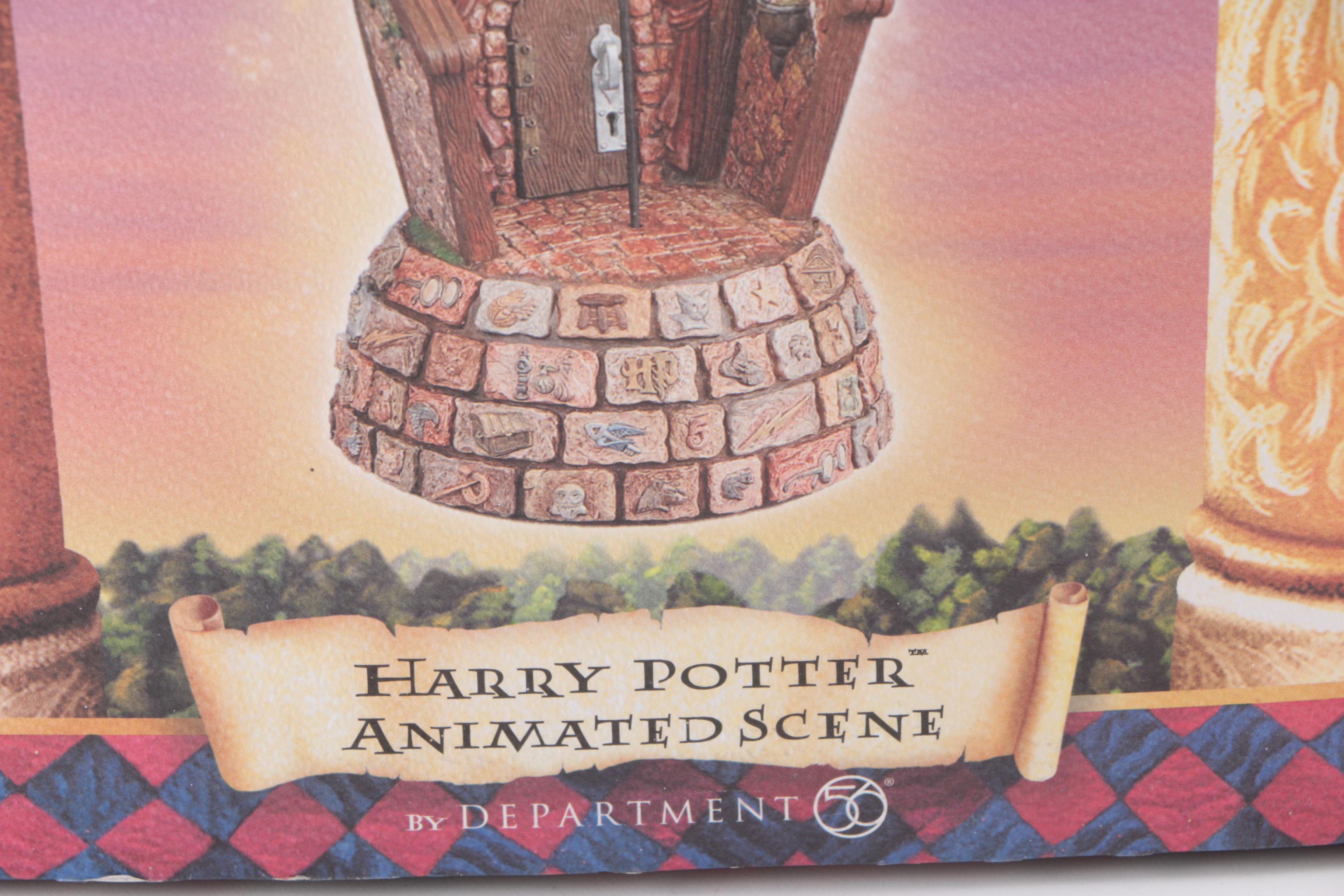 "Harry Potter" Department 56 Décor and Bachmann Train Set