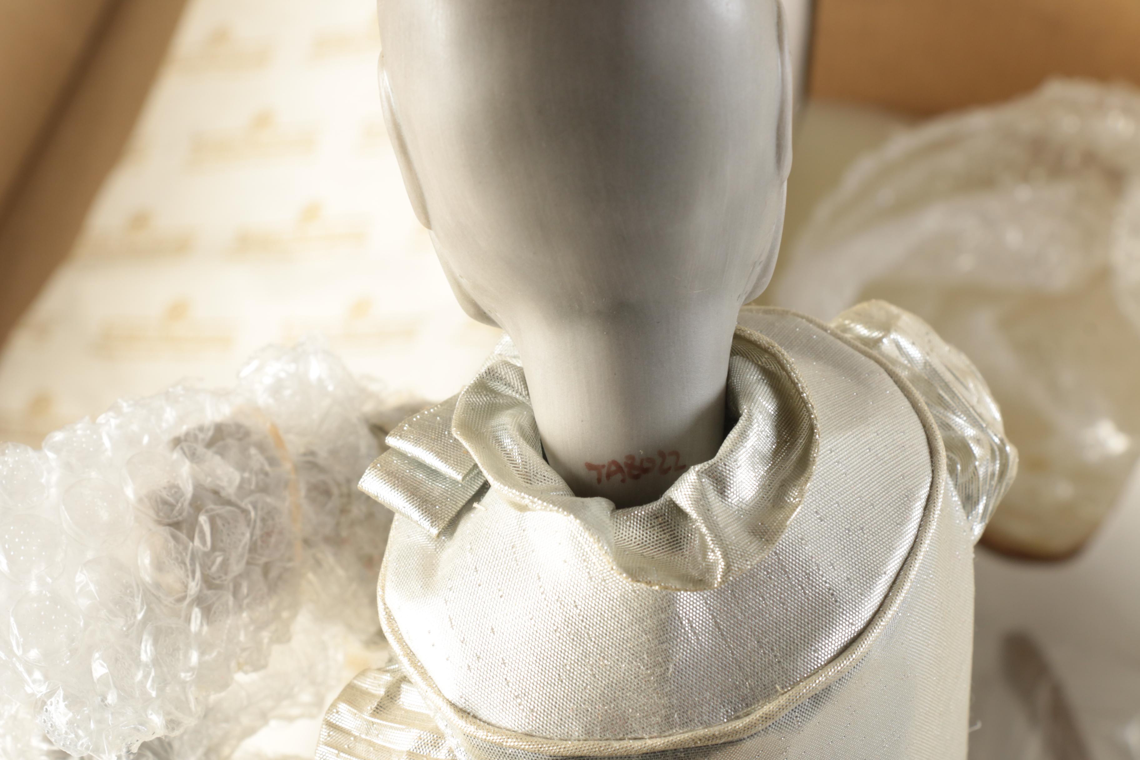 Ashton-Drake Galleries "The Wonderful Wizard of Oz" Porcelain Dolls