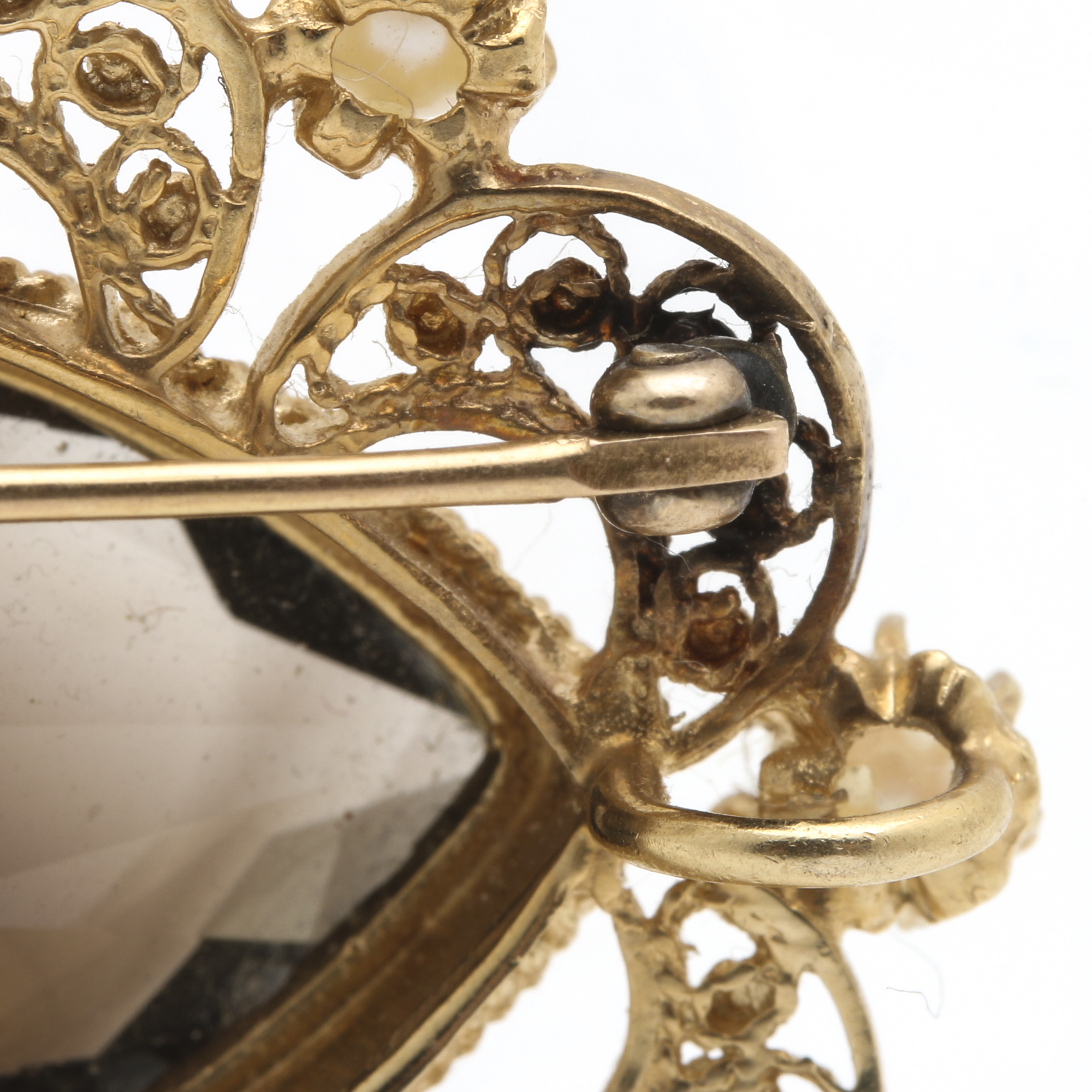 14K Yellow Gold 16.18 CTS Smoky Quartz and Cultured Pearl Brooch