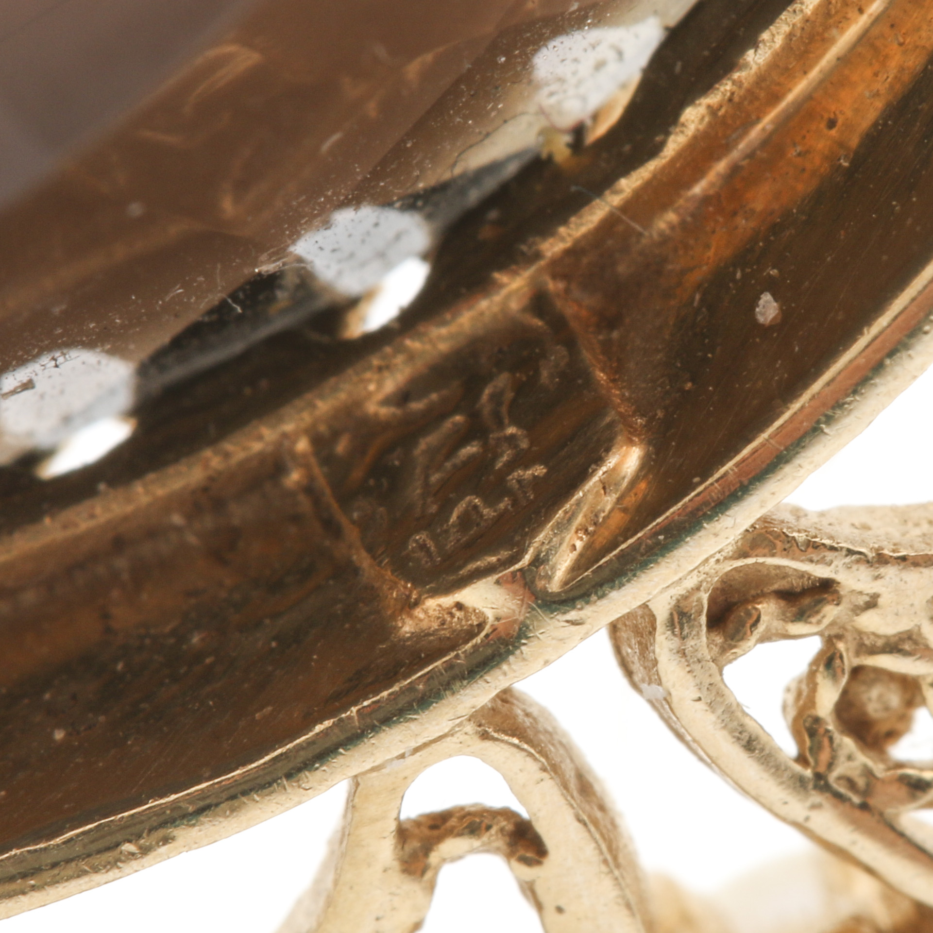 14K Yellow Gold 16.18 CTS Smoky Quartz and Cultured Pearl Brooch