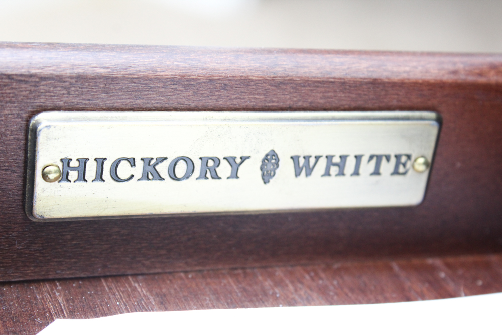 Hickory White Round Lamp Table
