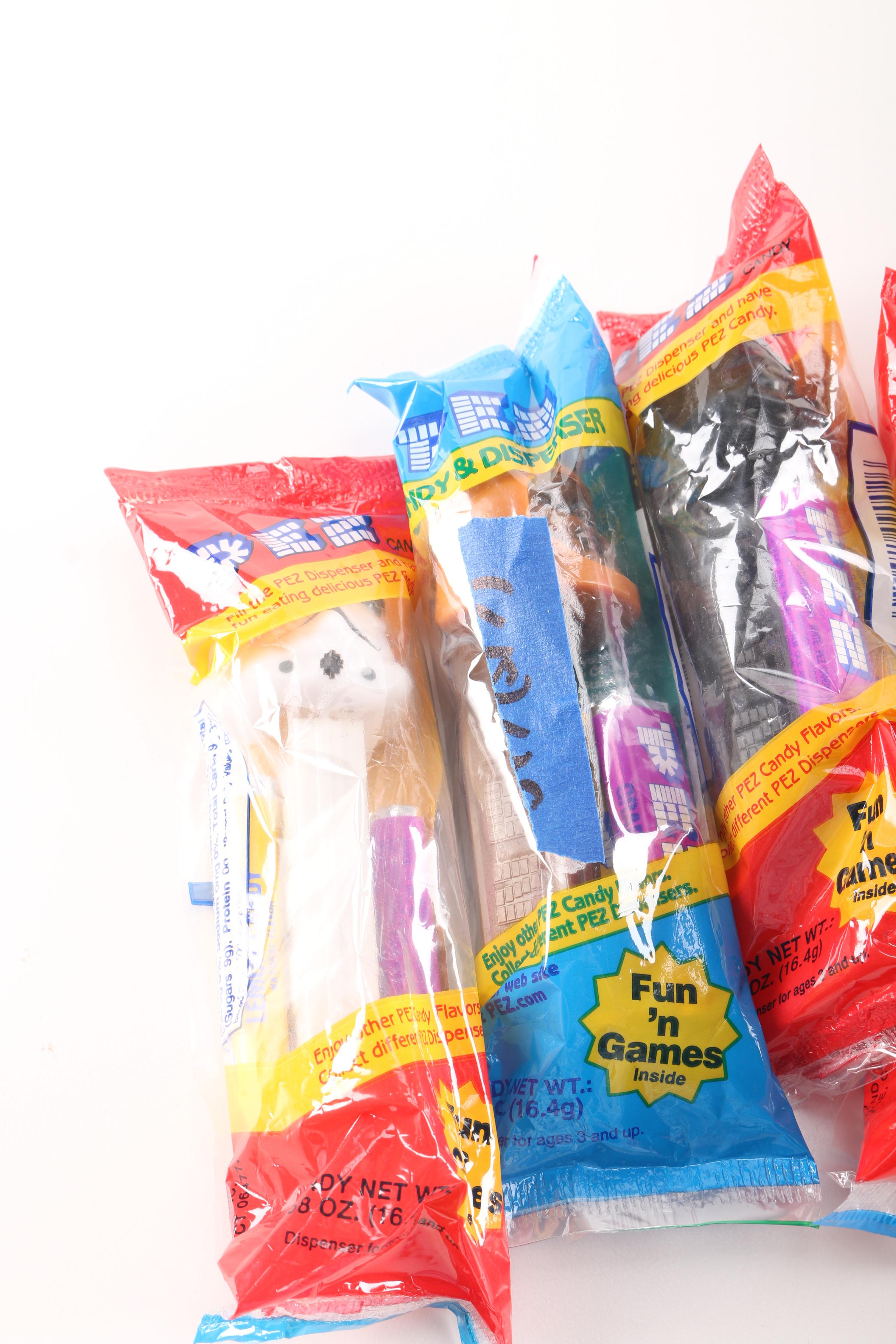 Assorted "Star Wars" Pez Dispensers in Packs