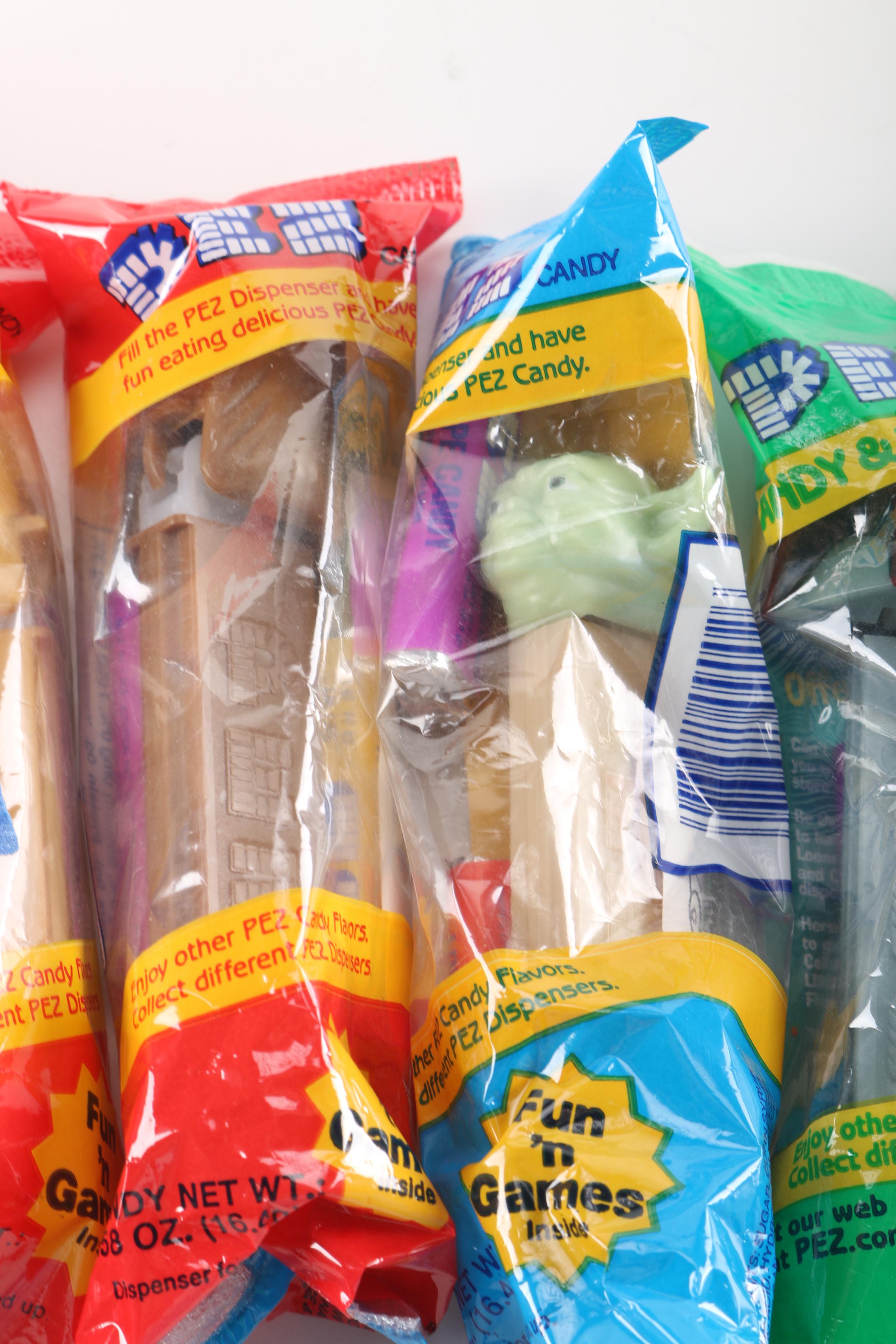 Assorted "Star Wars" Pez Dispensers in Packs