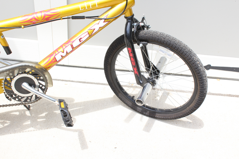 Mongoose MGX "Lift" Bicycle