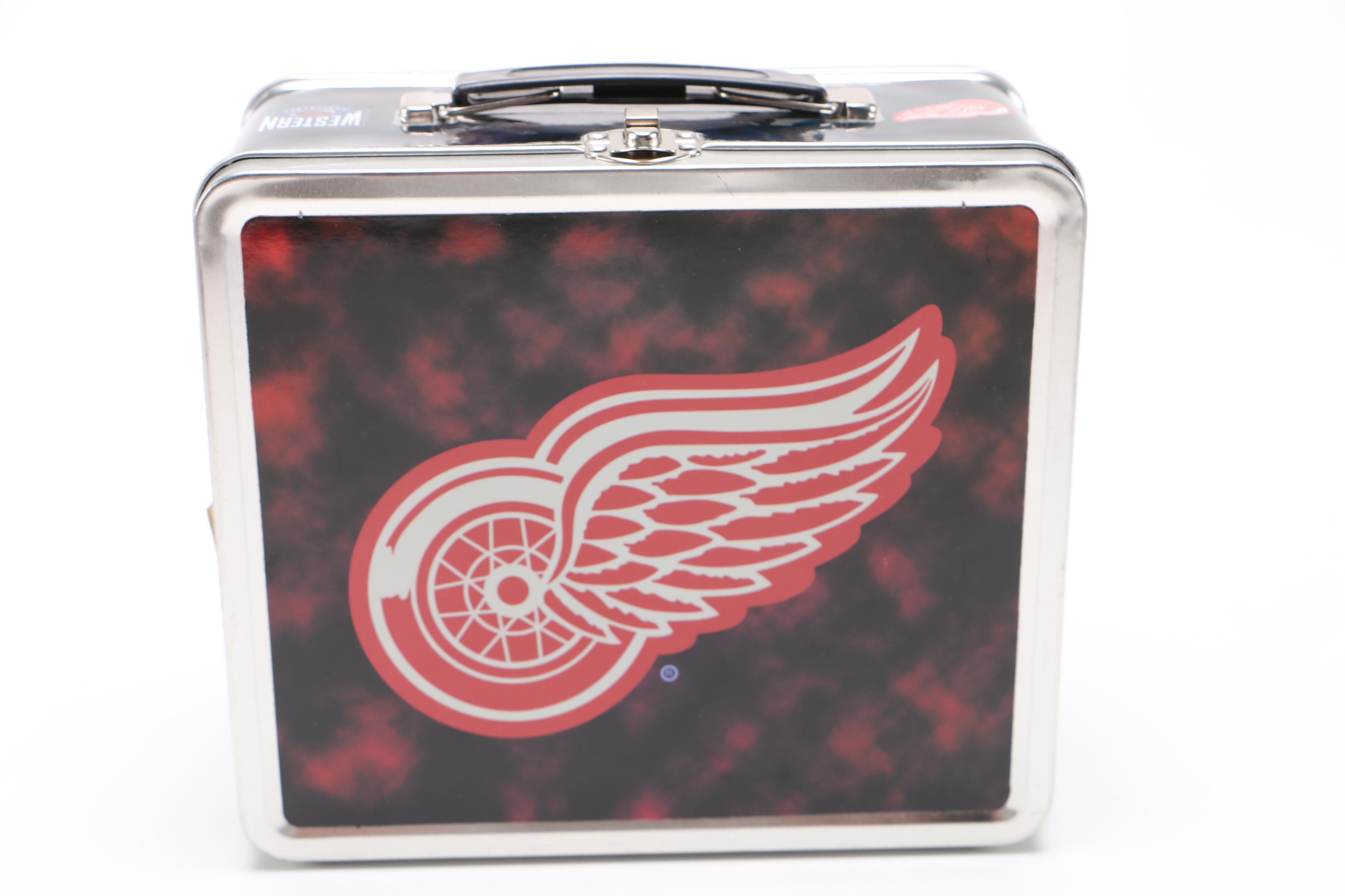 Assorted Detroit Red Wings Hockey Memorabilia