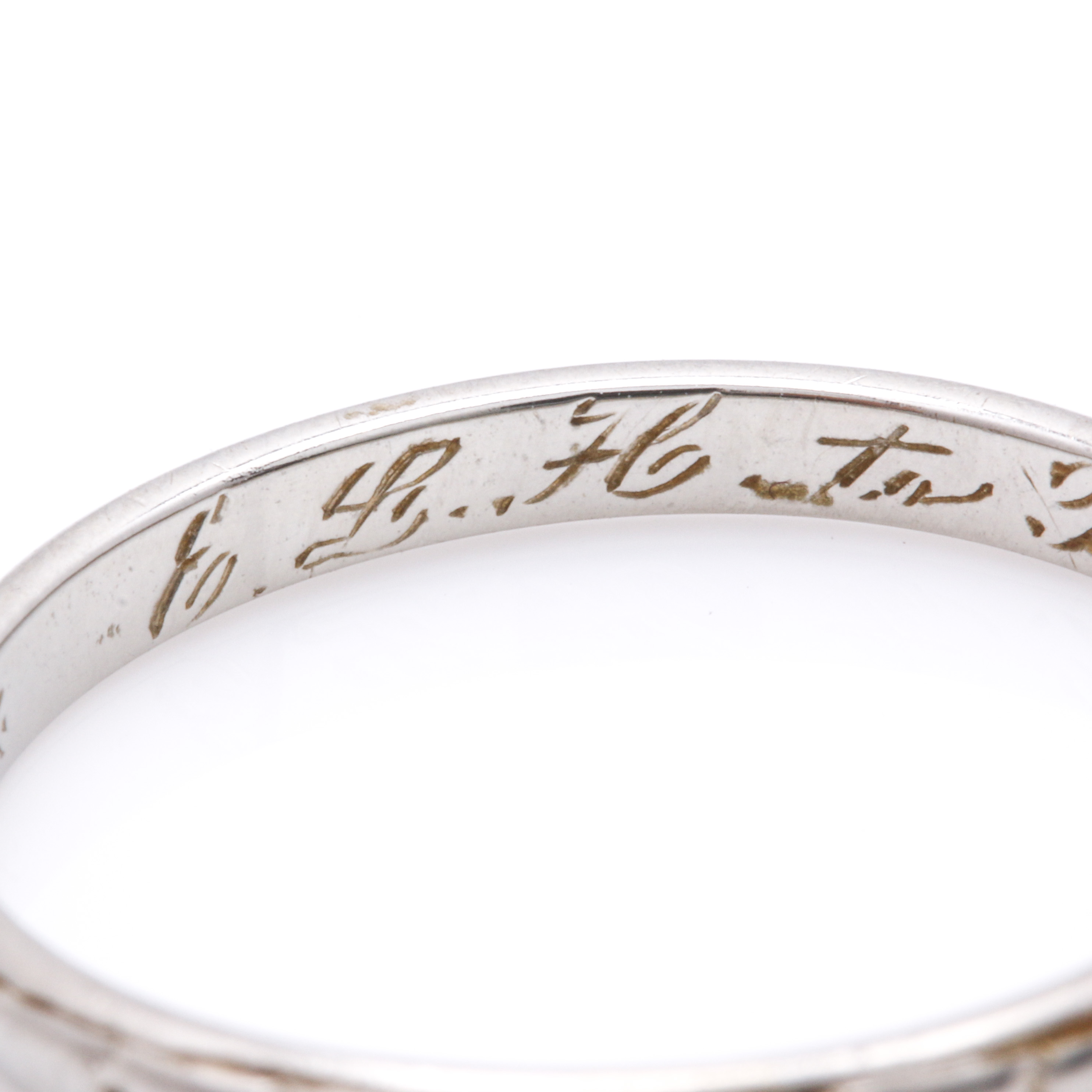 18K White Gold Cruciform Band