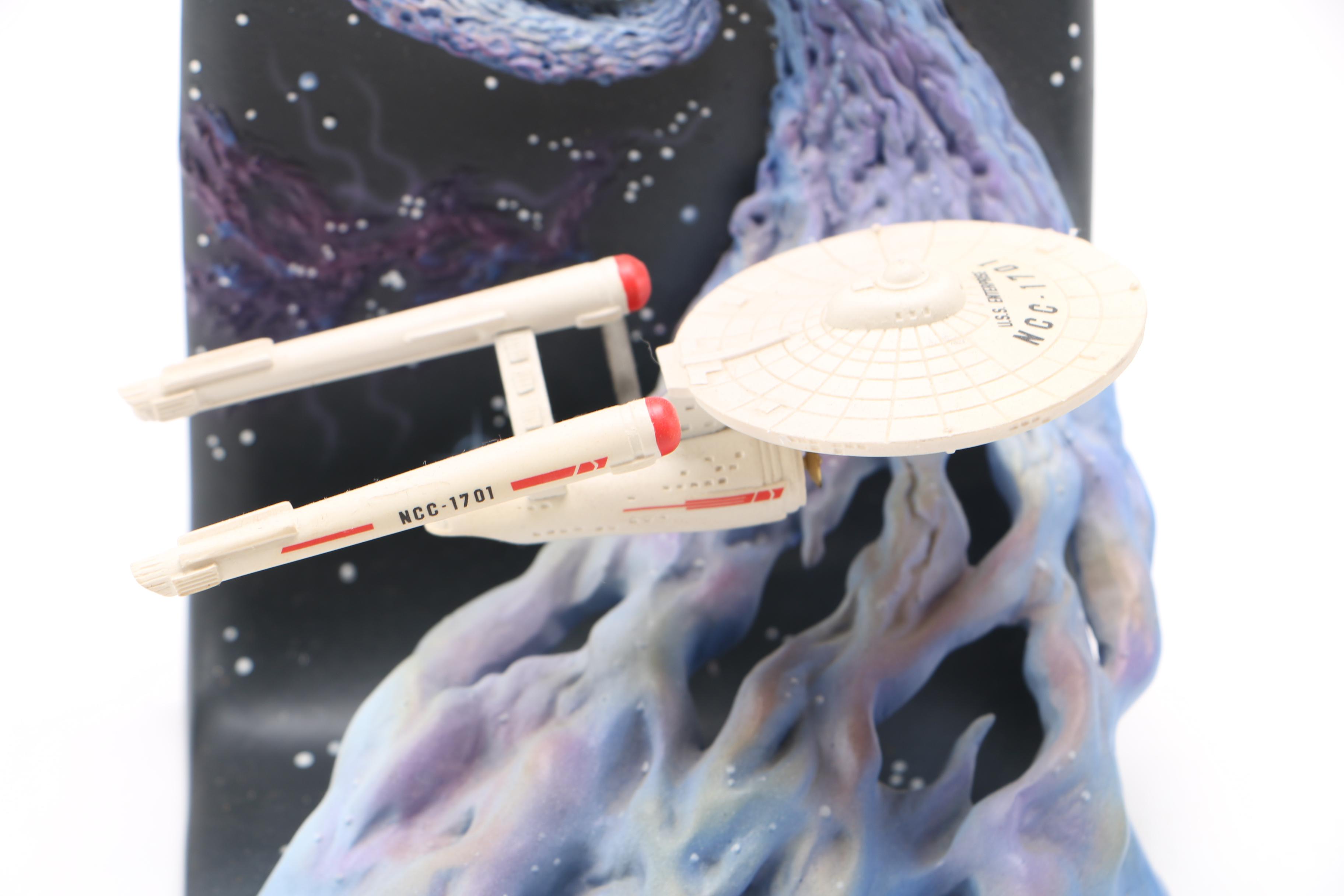 Willitts Designs "Star Trek" U.S.S. Enterprise NCC-1701 Bookend