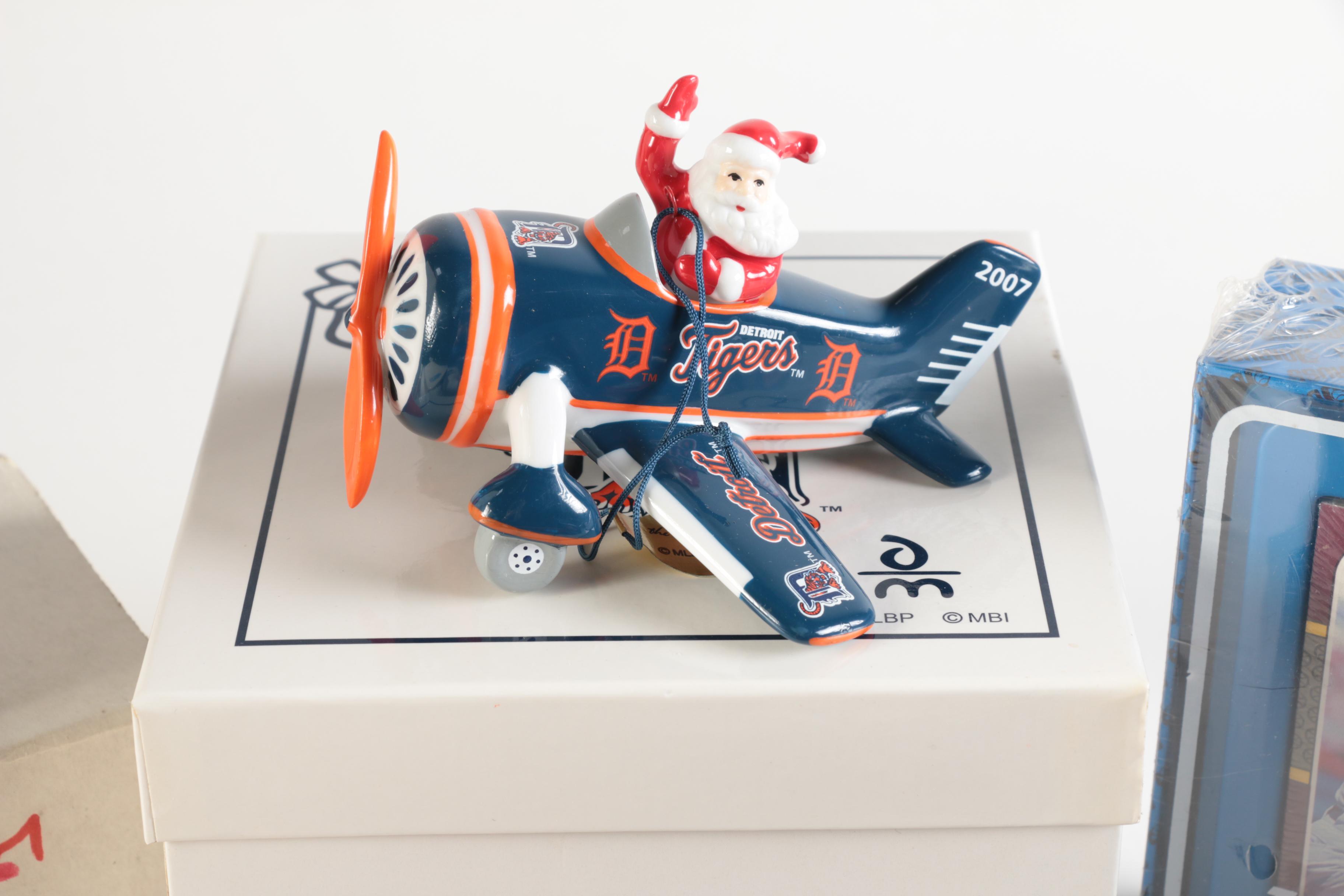 Baseball Cards and Assorted Memorabilia