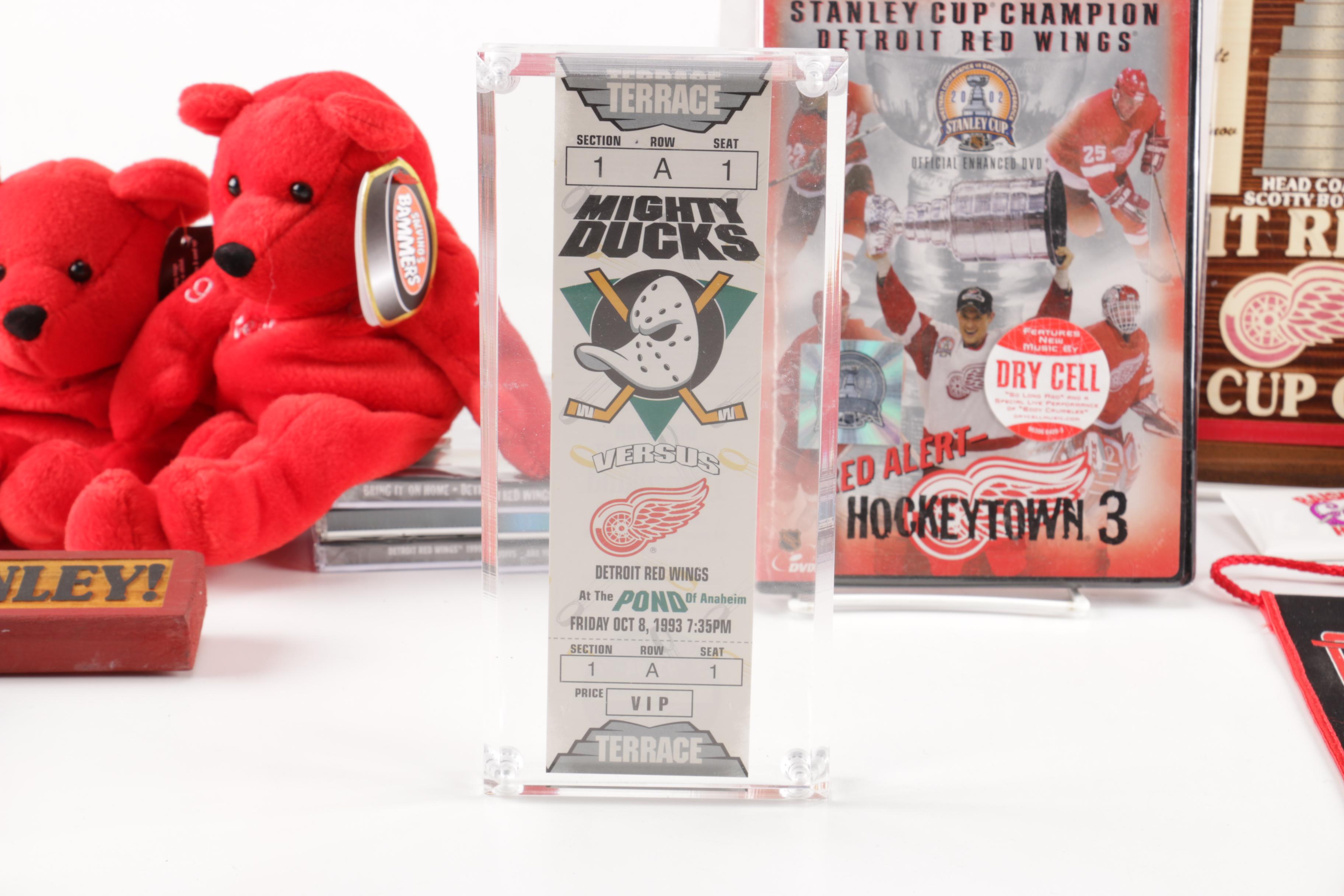 Detroit Red Wings Memorabilia