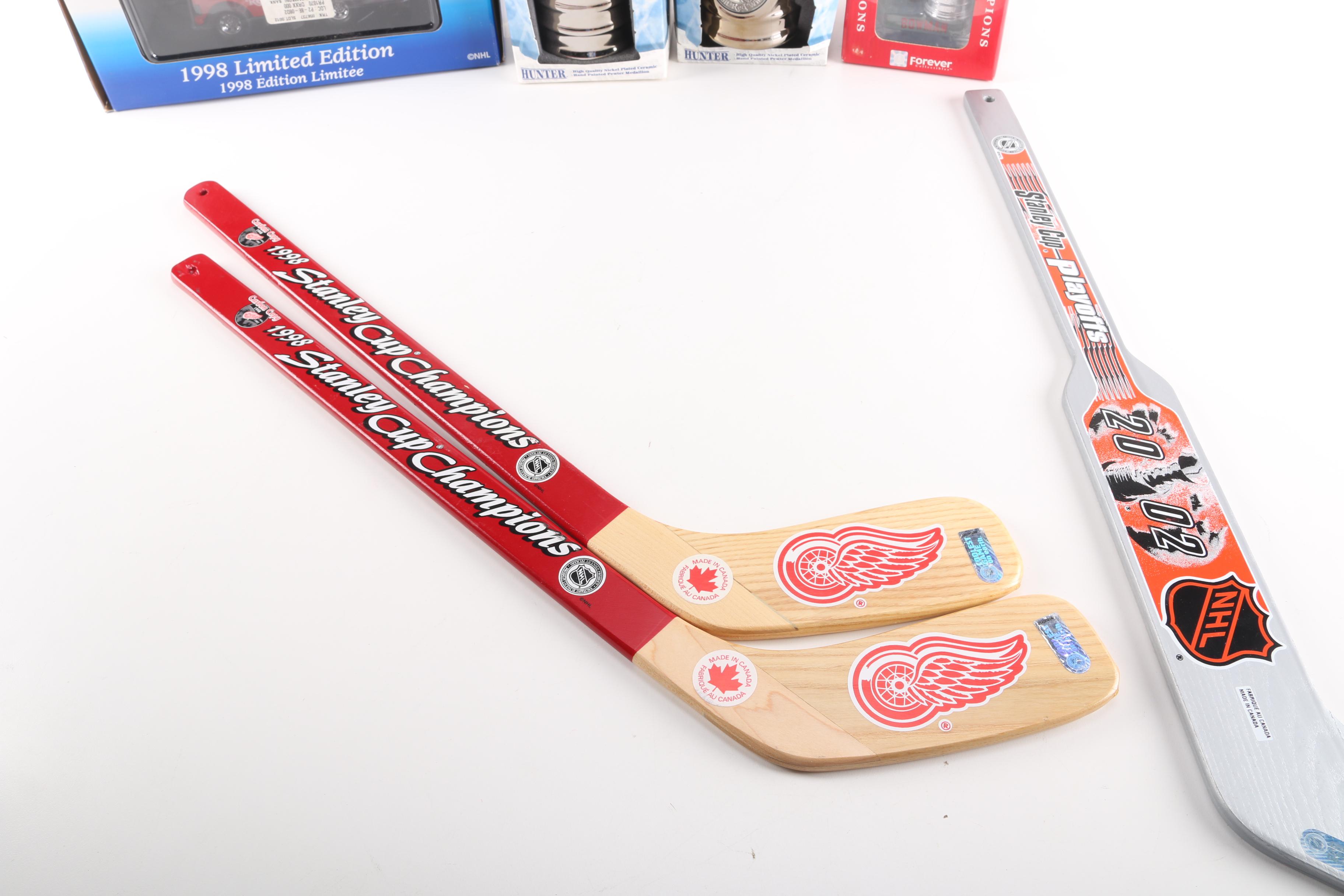 Detroit Red Wings Memorabilia
