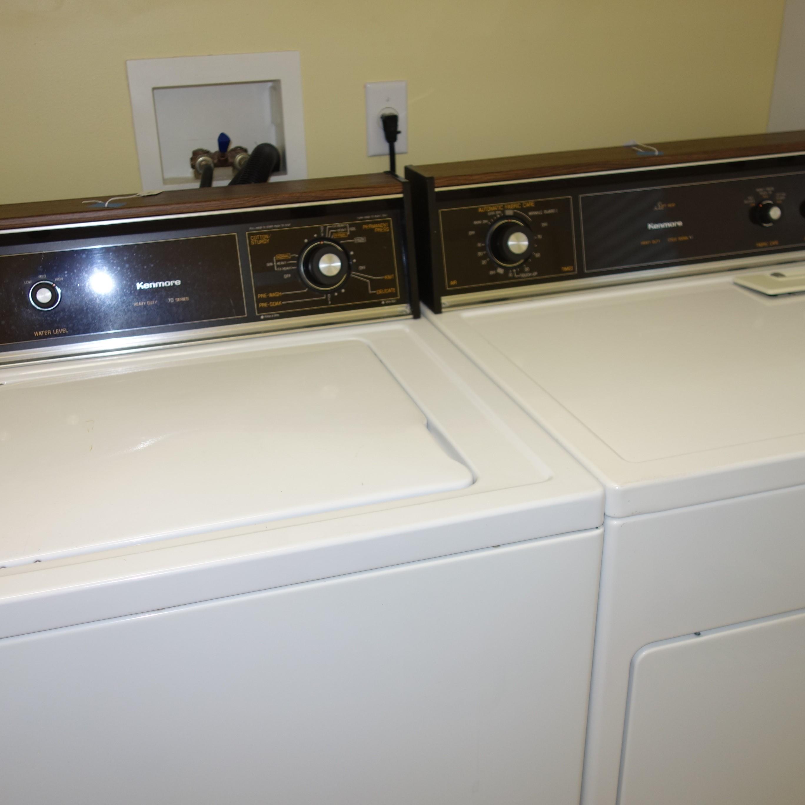 Kenmore Heavy Duty 70 Series Washing Machine & Kenmore Dryer