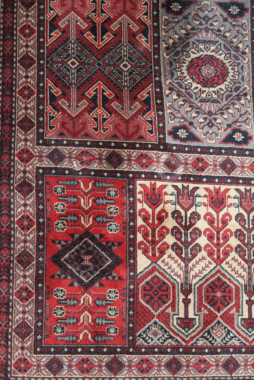 Machine Woven Bakhtiari-Style Area Rug