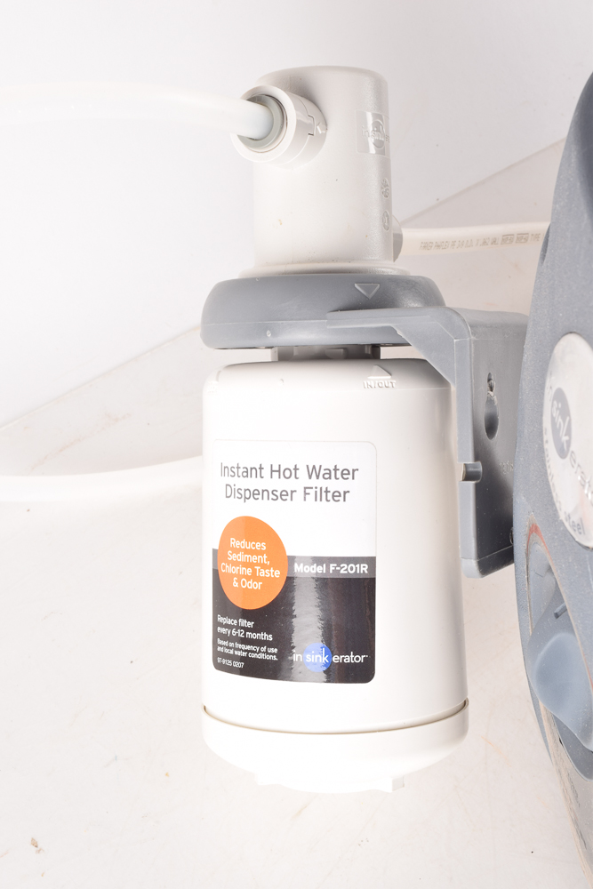 Insinkerator Instant Hot Water Tank and Aqua-Pure Drinking Water System