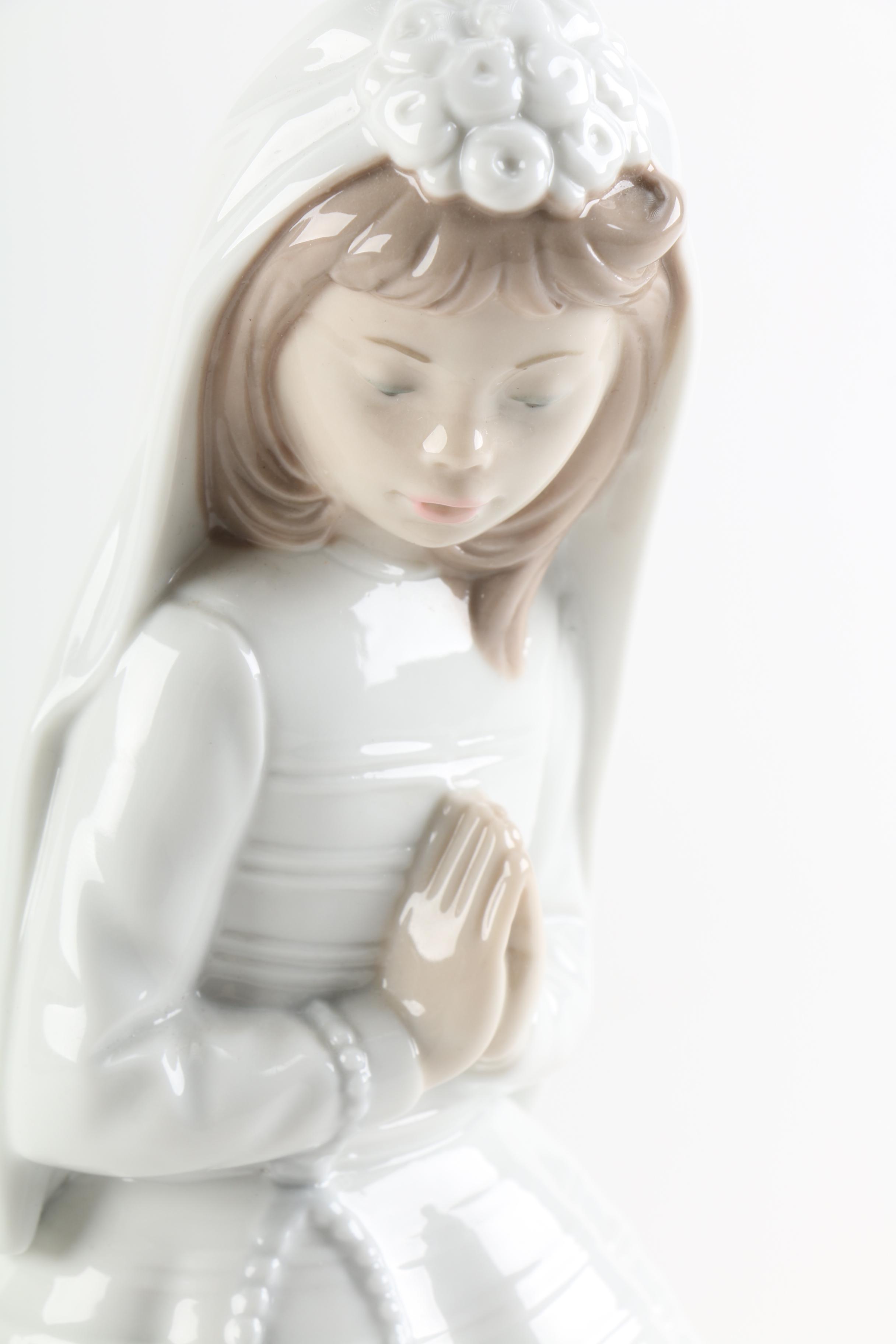 Lladró Nao "Girl Praying" Figurine