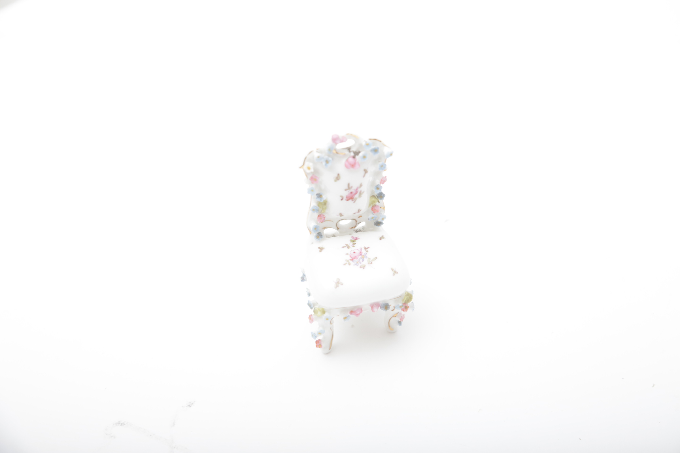 Floral Embellished Miniature Doll Parlor Set